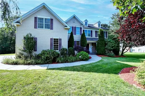 282 Kinne Rd, Glastonbury, CT 06033
