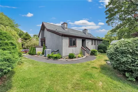 503 Opa Ln #B, Stratford, CT 06614