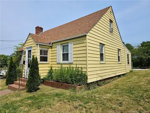 168 Wilson St, Hartford, CT 06106