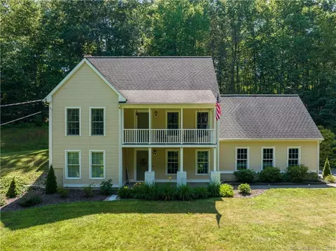 3 Heritage Brook Dr, East Haddam, CT 06423