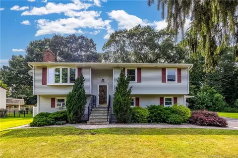 57 Amanda Ln, Southington, CT 06489