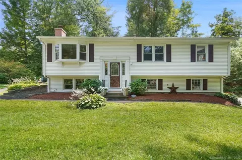341 Candlewood Lake Rd, Brookfield, CT 06804