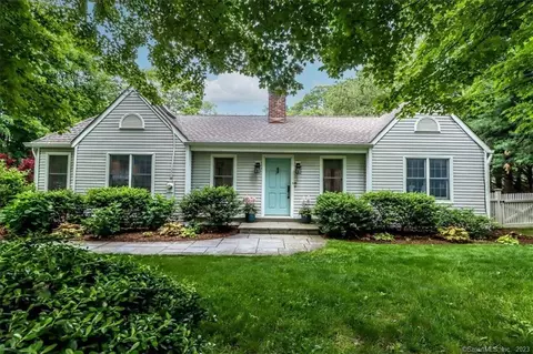 262 White Oak Shade Rd, New Canaan, CT 06840