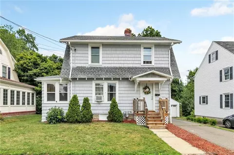 118 Hurd Ave, Stratford, CT 06614