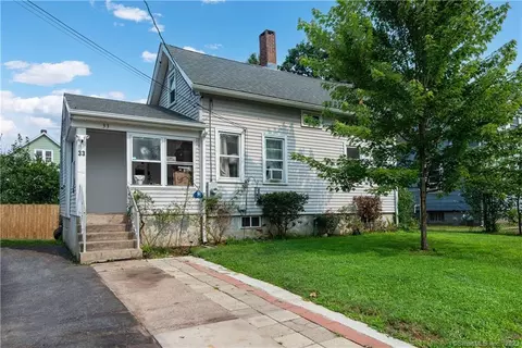 33 Garden St, Enfield, CT 06082