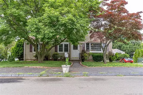 102 John St, East Haven, CT 06513