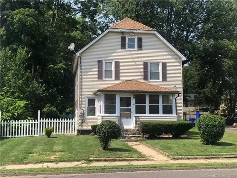 50 Saunders St, East Hartford, CT 06108
