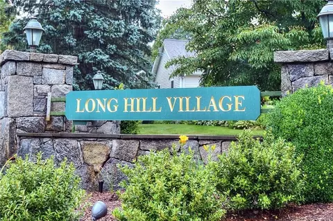 42 Cider Mill Ln, Trumbull, CT 06611