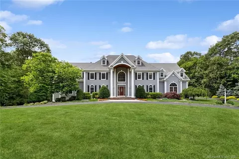 36 Winton Farm Rd, Newtown, CT 06470