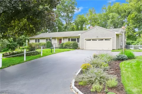 67 Fieldcrest Dr, Trumbull, CT 06611