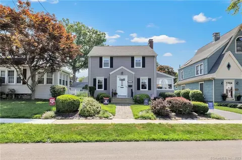 264 Plymouth St, Stratford, CT 06614
