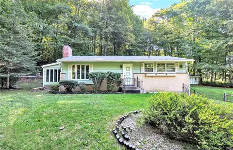 63 Bear Mountain Rd, Danbury, CT 06811
