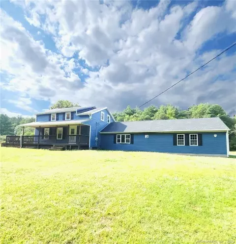 332 River Rd, Killingly, CT 06241