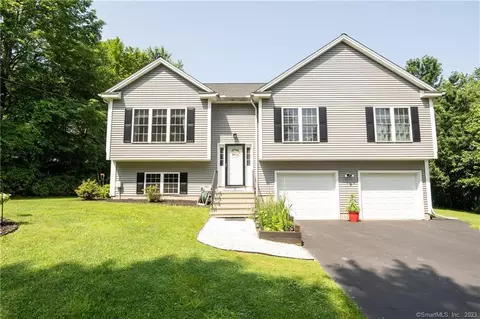 2 Mcdowell Rd, Middletown, CT 06457
