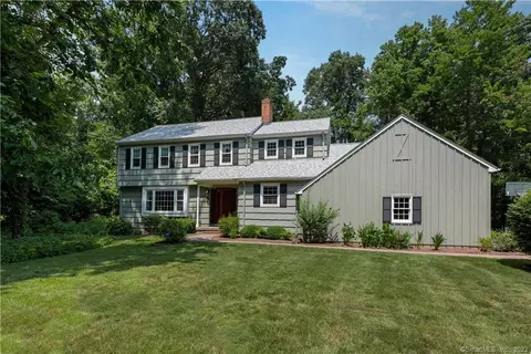 20 Arrowleaf Ct, Cheshire, CT 06410