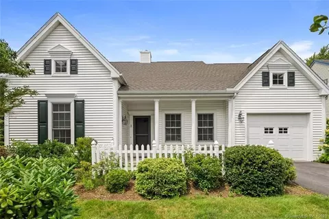 3 Sunflower Ter #3, Farmington, CT 06032