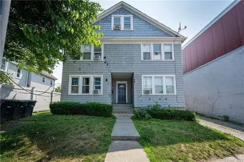 217 Washington Blvd, Stamford, CT 06902