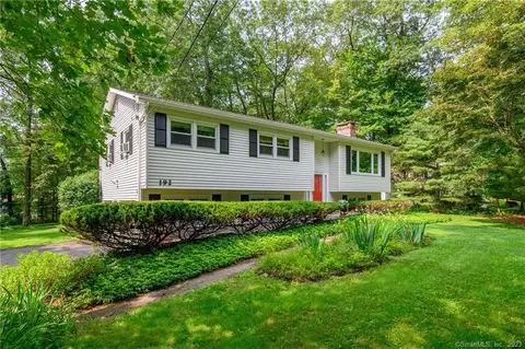 192 Franklin St Ext, Danbury, CT 06811