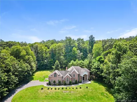 150 Noah Ln, Tolland, CT 06084