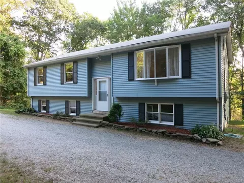 241 South Rd, Bozrah, CT 06334