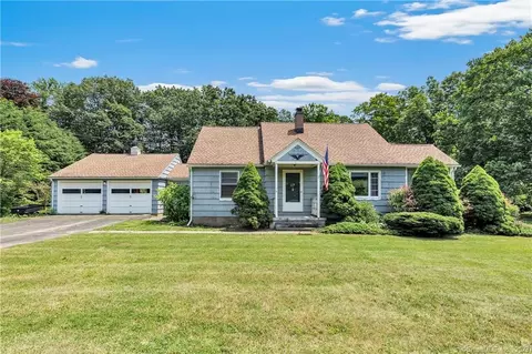 16 Park Rd, Oxford, CT 06478