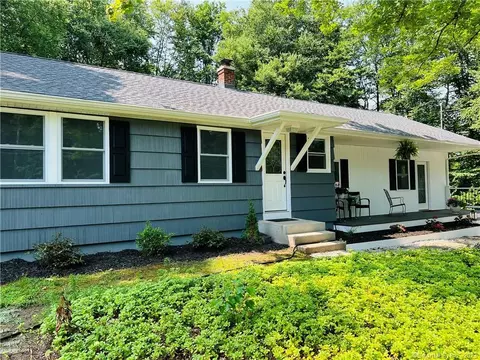 119 Windham Rd, Brooklyn, CT 06234