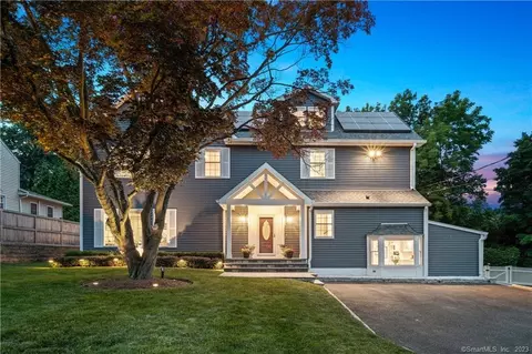 163 Knox Rd, Stamford, CT 06907