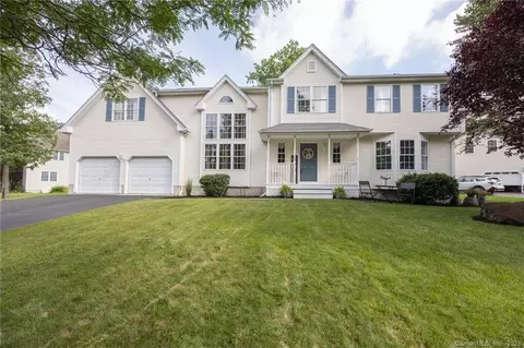 117 Pierson Dr, Wallingford, CT 06492