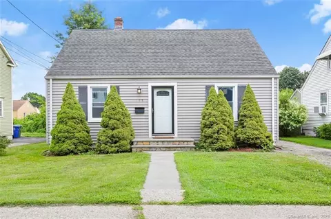 595 Ruth St, Bridgeport, CT 06606