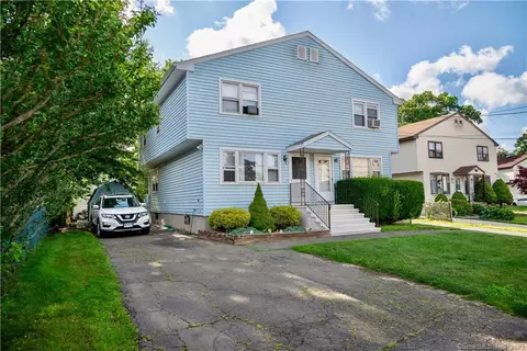 45 Shirley Dr, Stratford, CT 06614