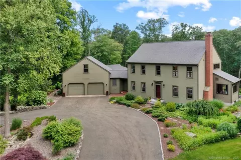 81 Turkey Hill Rd, Chester, CT 06412