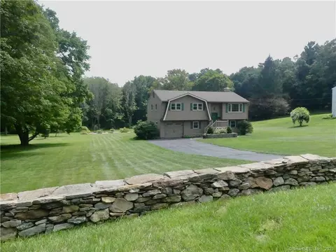 127 Broad Way, Coventry, CT 06238