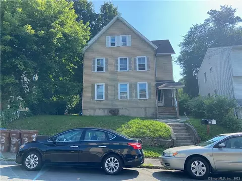 34 Hull St, Shelton, CT 06484