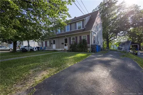 15 Goshen St, Hartford, CT 06106
