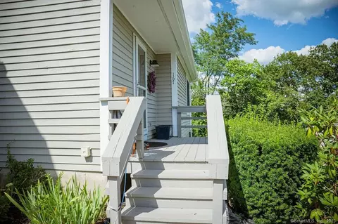 675 Townsend Ave #167, East Haven, CT 06512