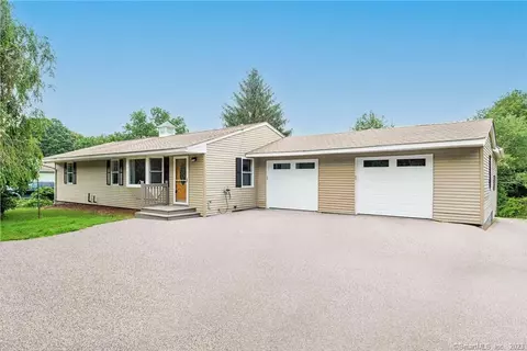 627 W Main St, Hebron, CT 06231