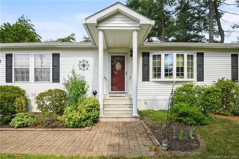 5 Pine St # a, Plainville, CT 06062