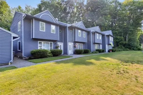 192 New Britain Ave #192, Unionville, CT 06085