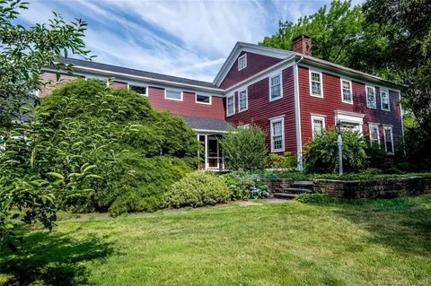 435 Coleman Rd, Middletown, CT 06457