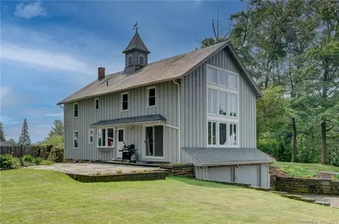 153 Sunset Ln, Berlin, CT 06037