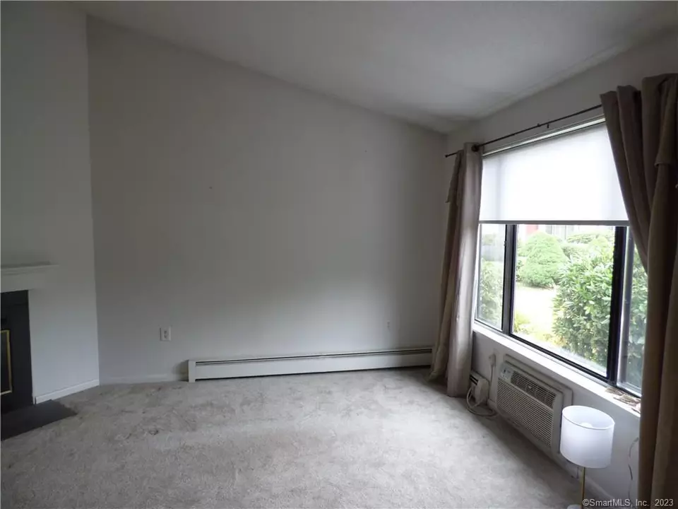 19 Dannys Way 19, Wallingford, CT 06492 31 Photos Movoto