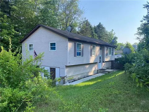 42 Peach St, Waterbury, CT 06708