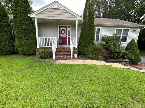 32 Parker Ave, Griswold, CT 06351