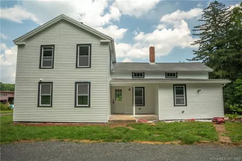 338 Ridgewood Rd, Middletown, CT 06457