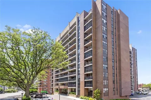 44 Strawberry Hill Ave #9K, Stamford, CT 06902
