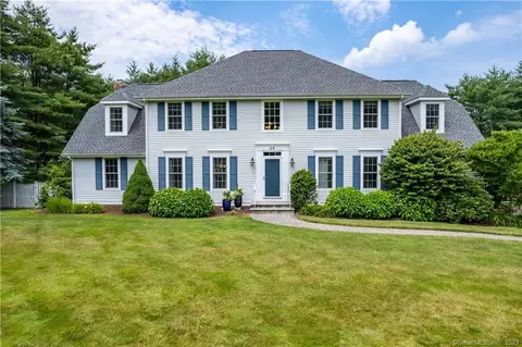 20 Brighton Dr, East Granby, CT 06026