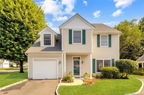66 Village Ct #66, Wilton, CT 06897
