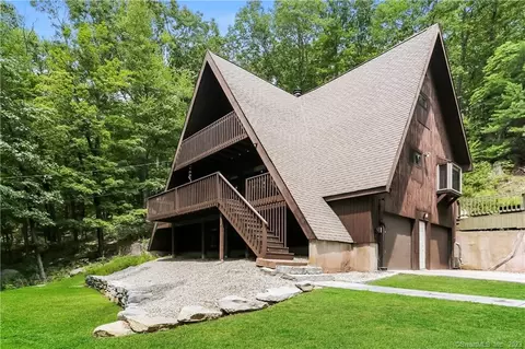 537 Goodale Hill Rd, Glastonbury, CT 06033
