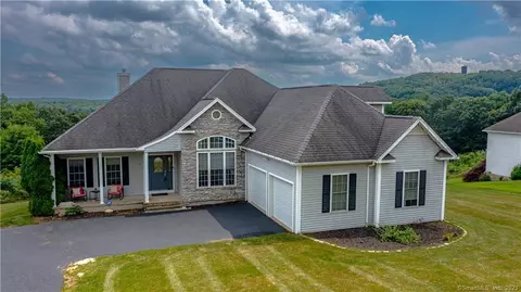 29 Overvale Rd, Wolcott, CT 06716