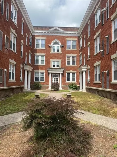 45 Willard St #3EL, Hartford, CT 06105